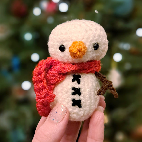 Sweet Snowman Crochet Kit