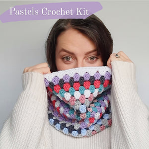Stripe Cowl Crochet Kit