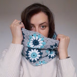 Teal Joy Crochet Cowl - The Pigeon's Nest